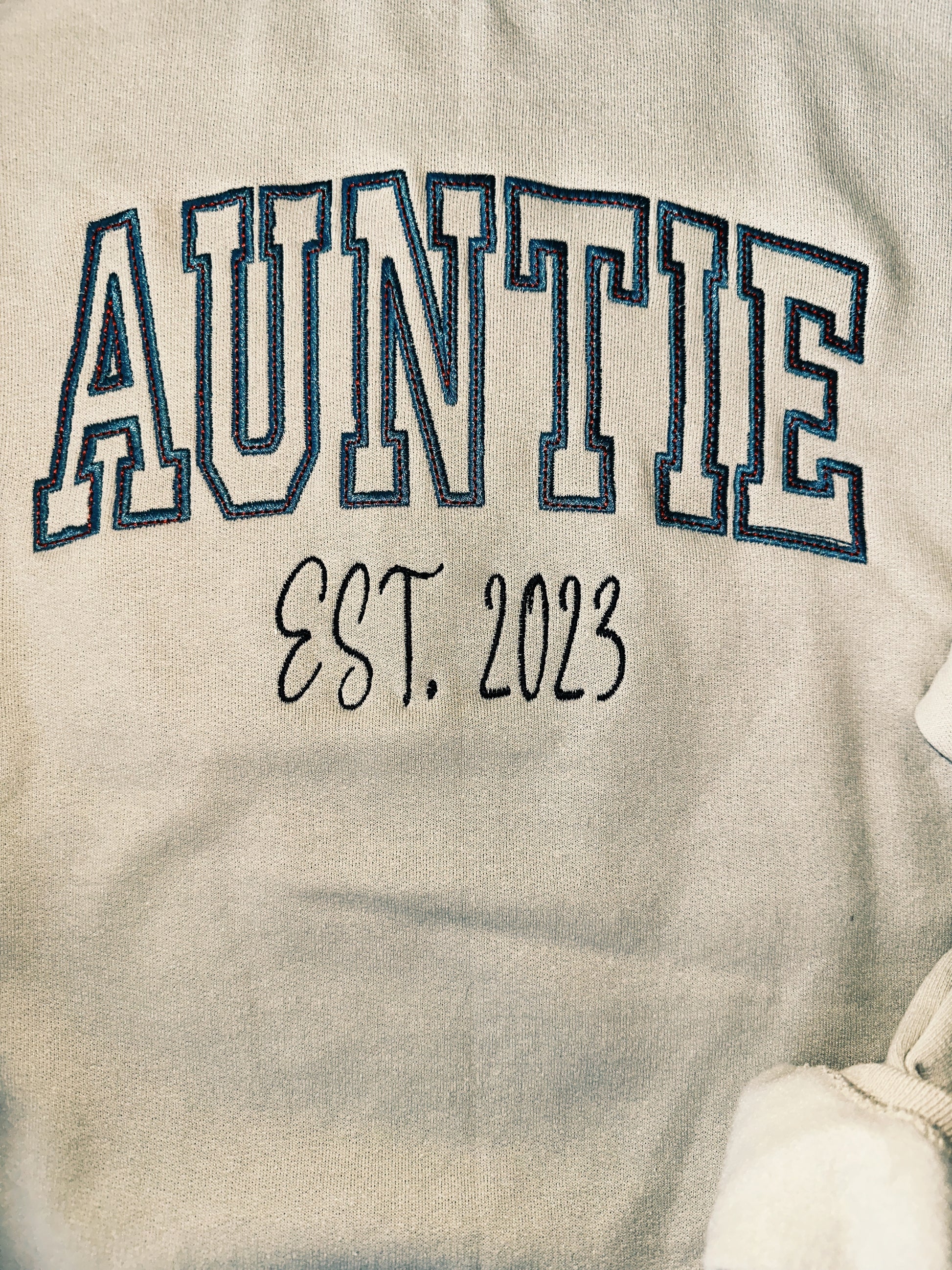 Auntie EST. Sweatshirt in Sand Color Sweatshirt